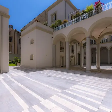 Bed & Breakfast Dimora Tomasi 3*