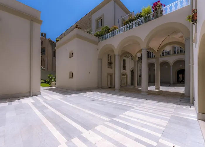 Bed & Breakfast Dimora Tomasi 3*